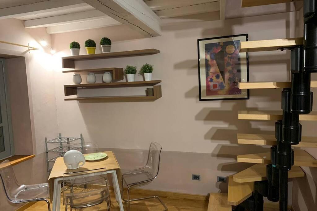 La Casa Di Lalla In Pieno Centro. Apartamento Parma
