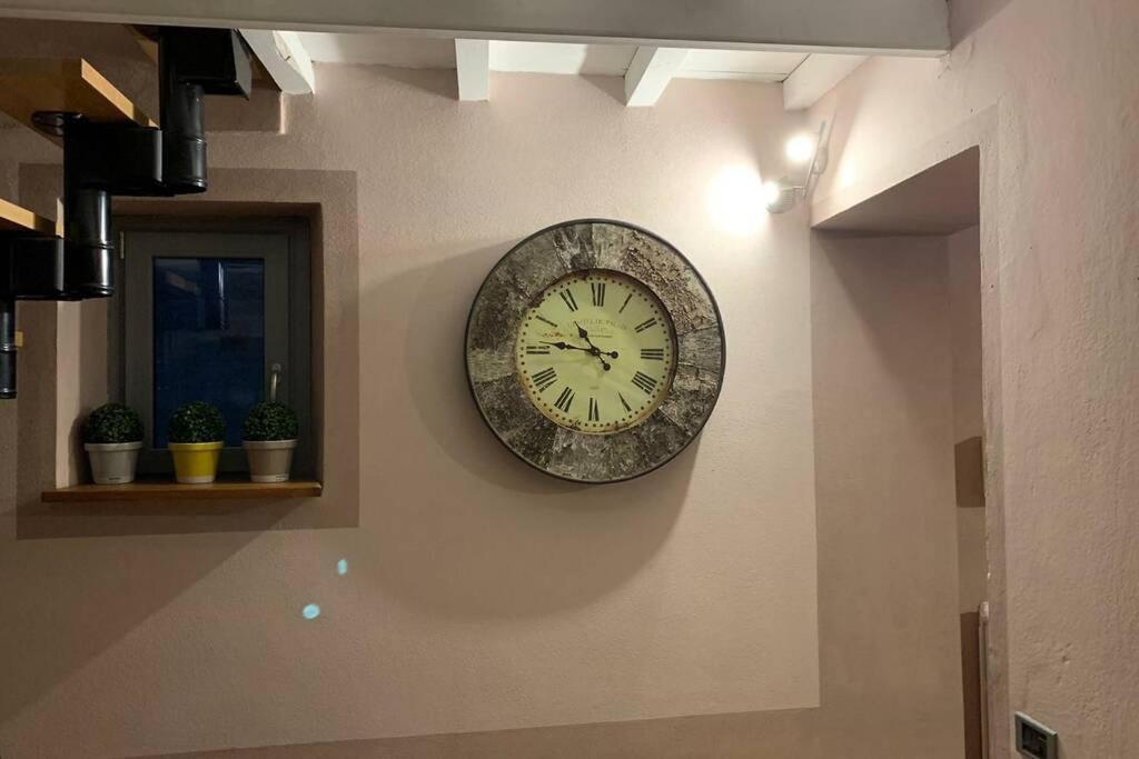 La Casa Di Lalla In Pieno Centro. Apartamento Parma